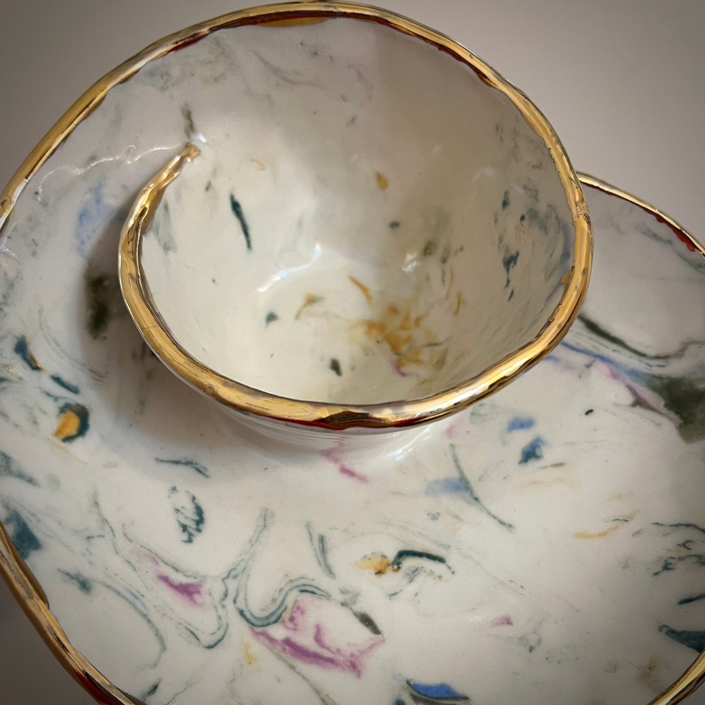 Small Gold Rimmed Splattered Chip & Dip Ceramic Bowl